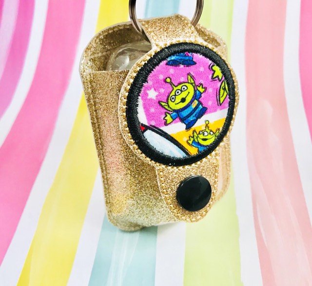 1oz Circle Applique Hand Sanitizer Holder Fussy Cutter
